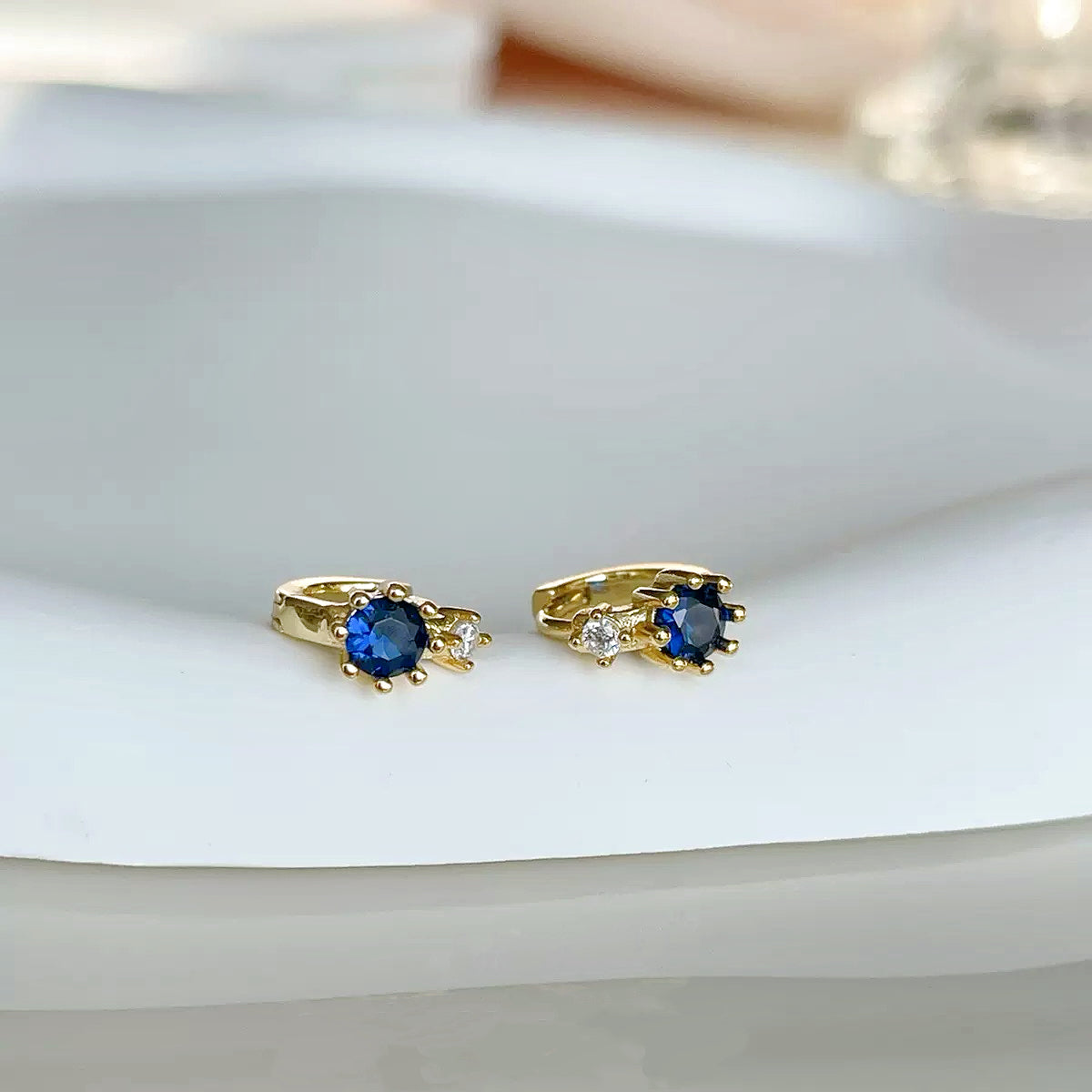 Bakhour forever White